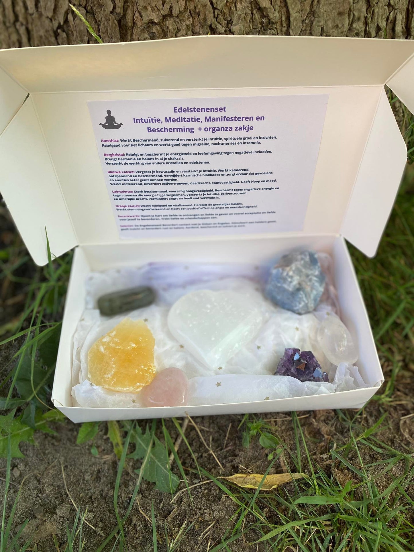 Edelstenen set: Intuïtie, Meditatie, Manifesteren en Bescherming
